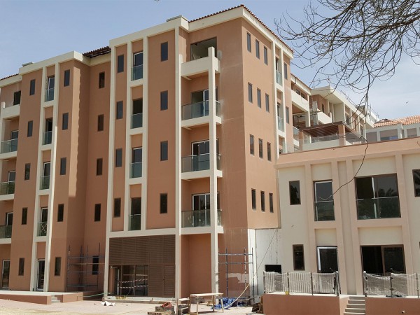 Lakeview Apartments